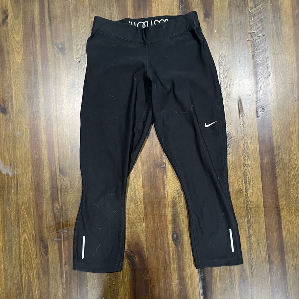 Nike DriFit Stay Warm Relay Running Capris